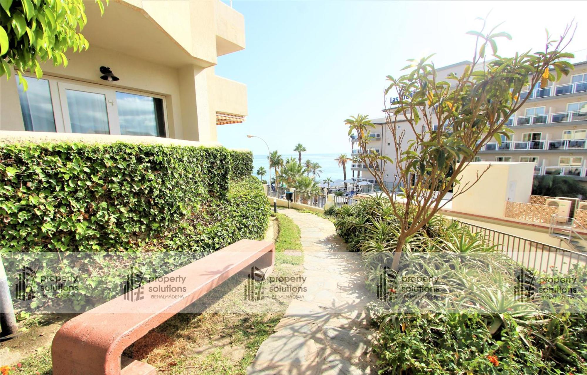 Benalbeach 1010 - Vista Al Mar - Piscina Todo El Ano - Primera Linea De Playa Benalmádena Exterior foto